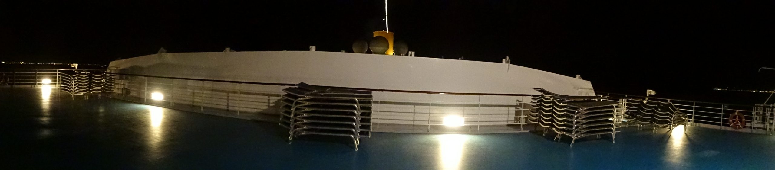 Nous passons actuellement le détroit de Gibraltar